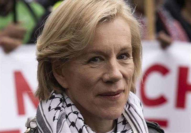  خشم و اعتراض هنرپیشه مشهور انگلیسی به کشتار گرسنگان غزه در صف غذا 